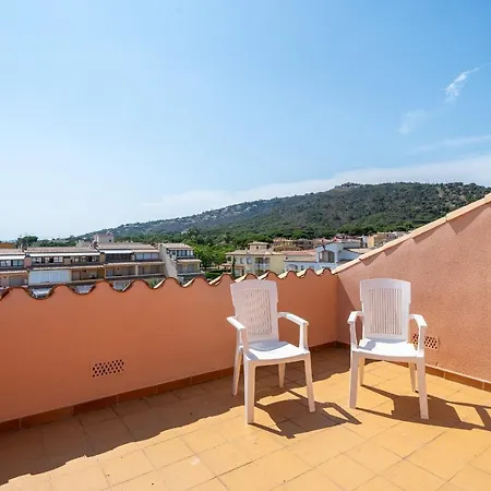 Holiday home Hauzify I Casa Arboc *